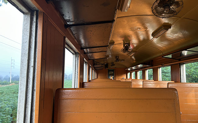 Kanchanaburi Namtok train