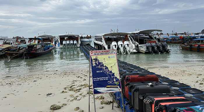 Pattaya Beach Pier on Koh Lipe