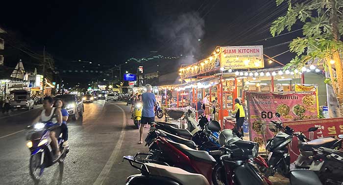 restaurants on Chai Chet Beach area
