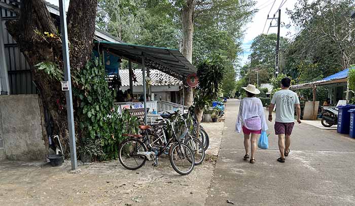 Koh Mak Walking street