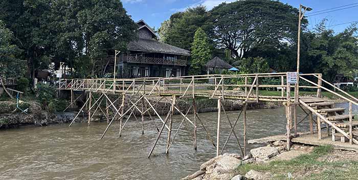Pai Bamboo bridge