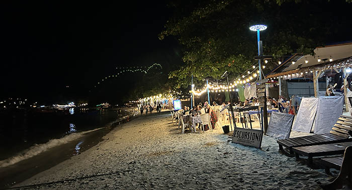 Pattaya Beach at night