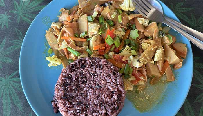 Rice and stir fry bamboo