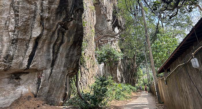 Phra Nang Nai Cave