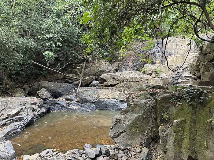 Ton Ao Yon Waterfall