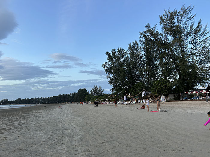  Klong Dao Beach