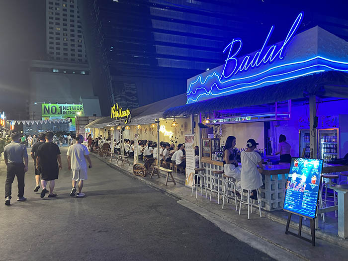 Jodd Fairs Night Market