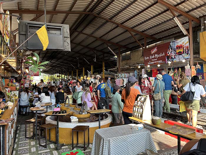 Mae Klong Railway Market