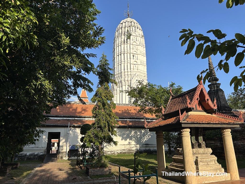 Wat Phutthaisawan along Chao Phraya River
