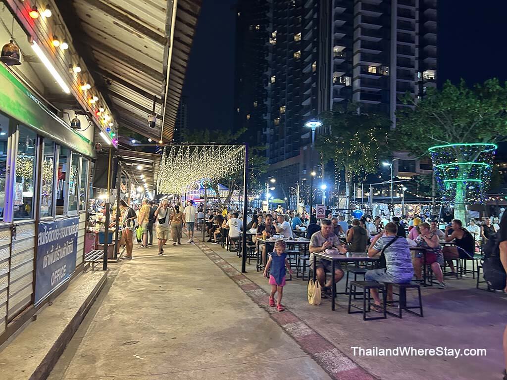 nightlife at the night market area