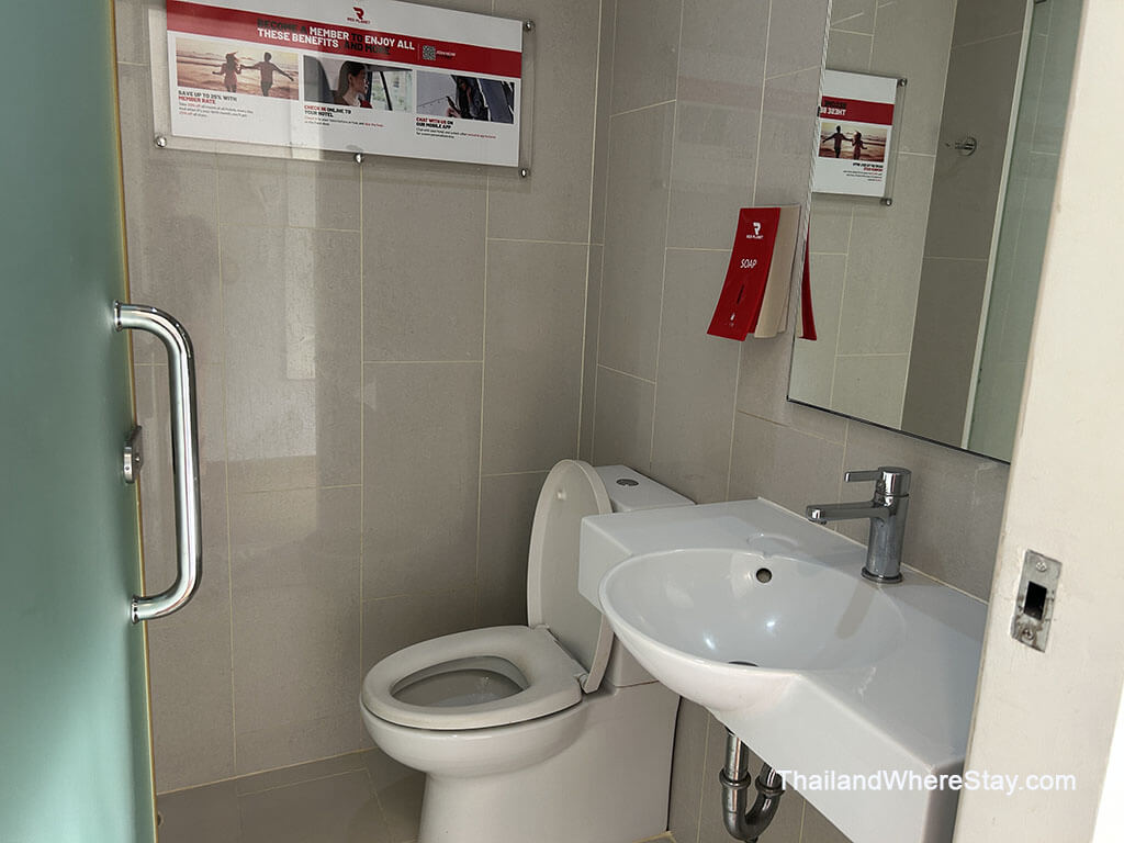 My bathroom at Red Planet