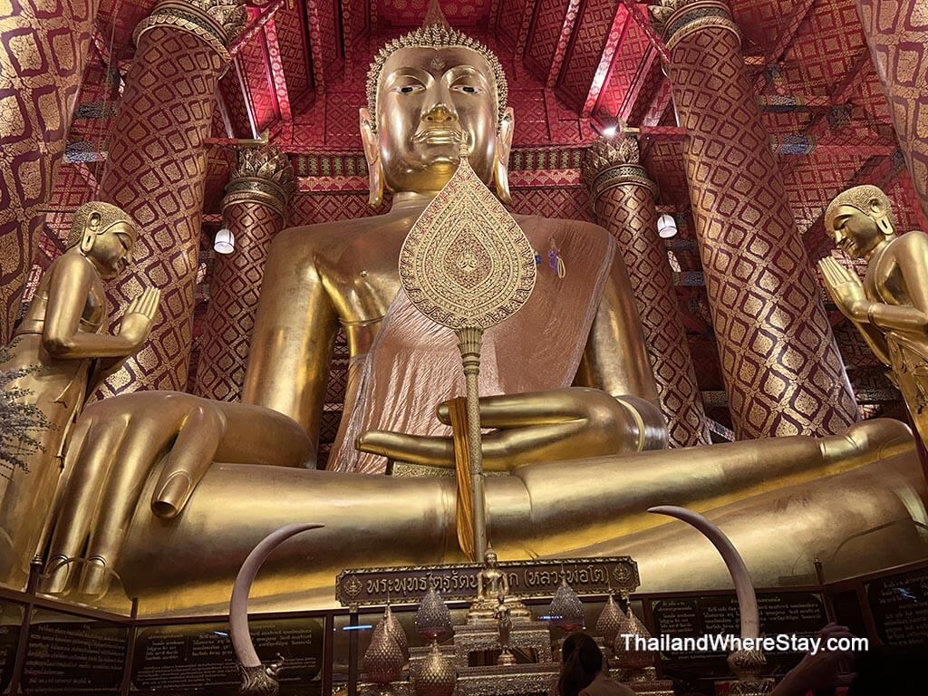 Big Buddha Wat Phanan Choeng