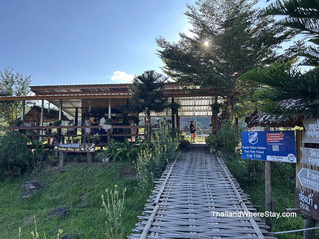Cafe at Pai Bamboo bridge