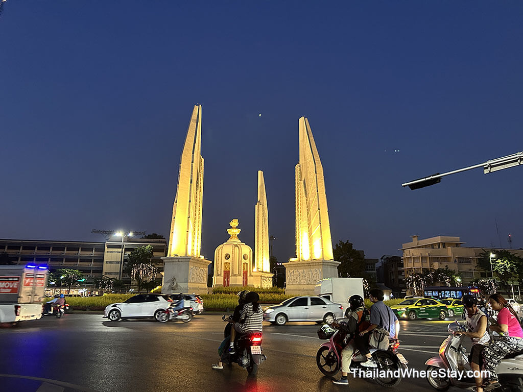 Democracy Monument