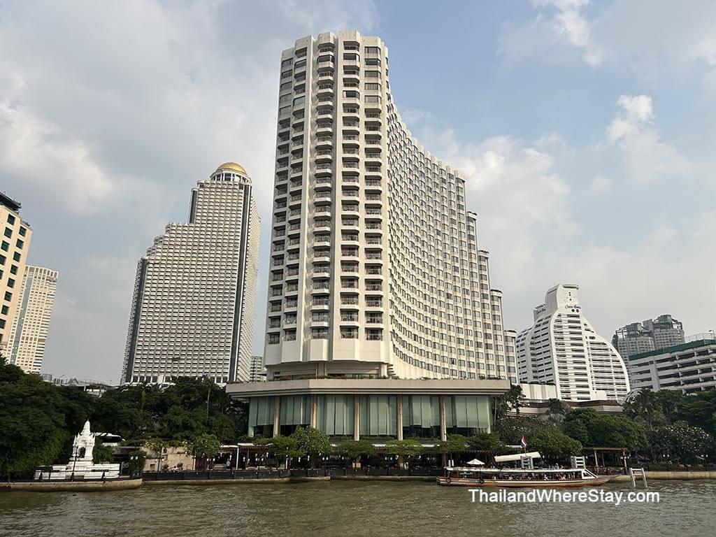 Lebua State Tower golden Dome