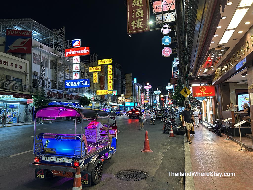 tuk tuk in Bangkok Chinatown