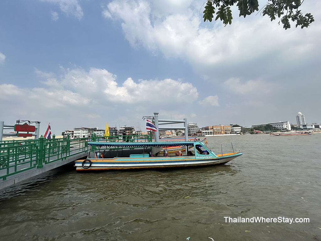 Wat Arun Pier