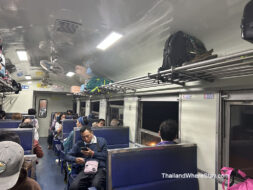 3rd class fan train 14 Chiang Mai Bangkok