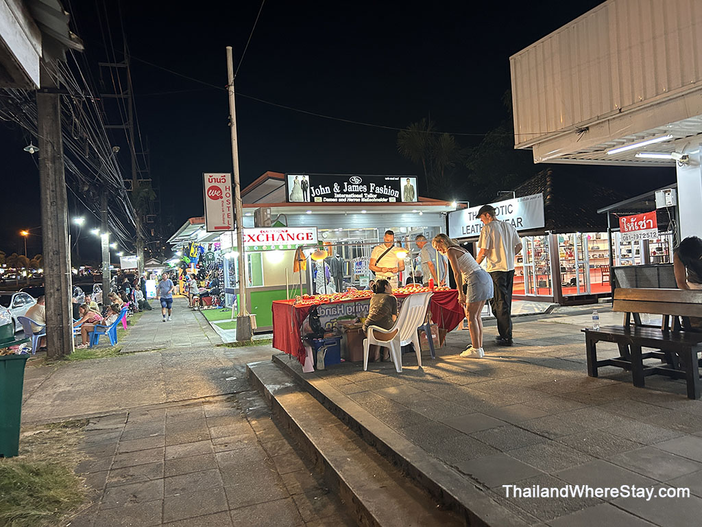 main road of Nang Thong