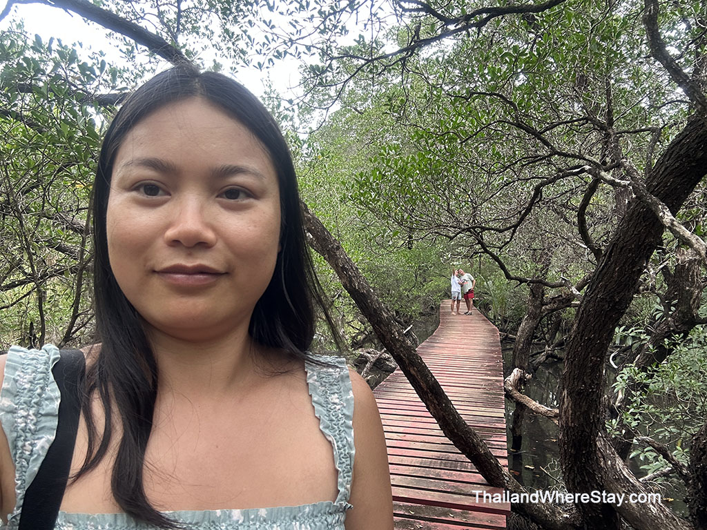 me at Salak Phet Mangrove Walkway