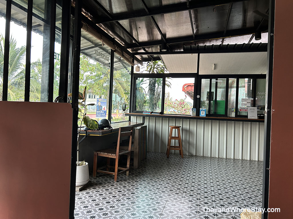 common area at Backpack Hostel