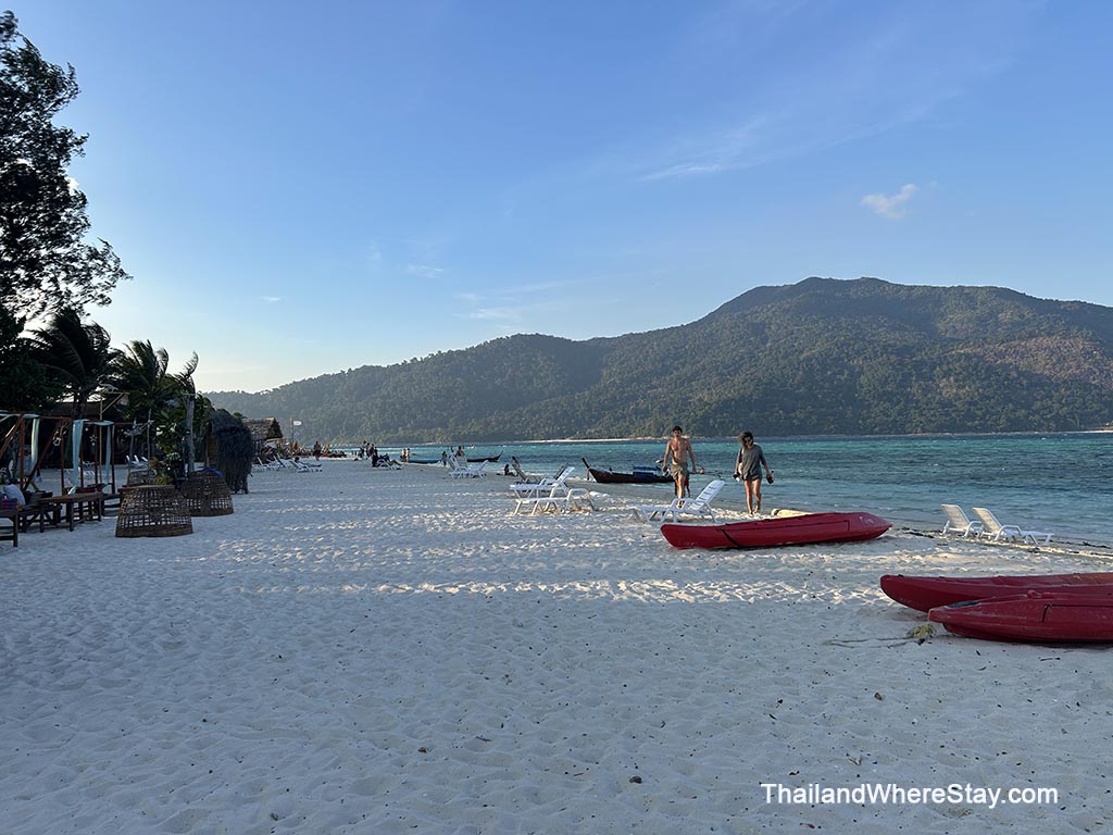 Sunrise Beach Koh Lipe