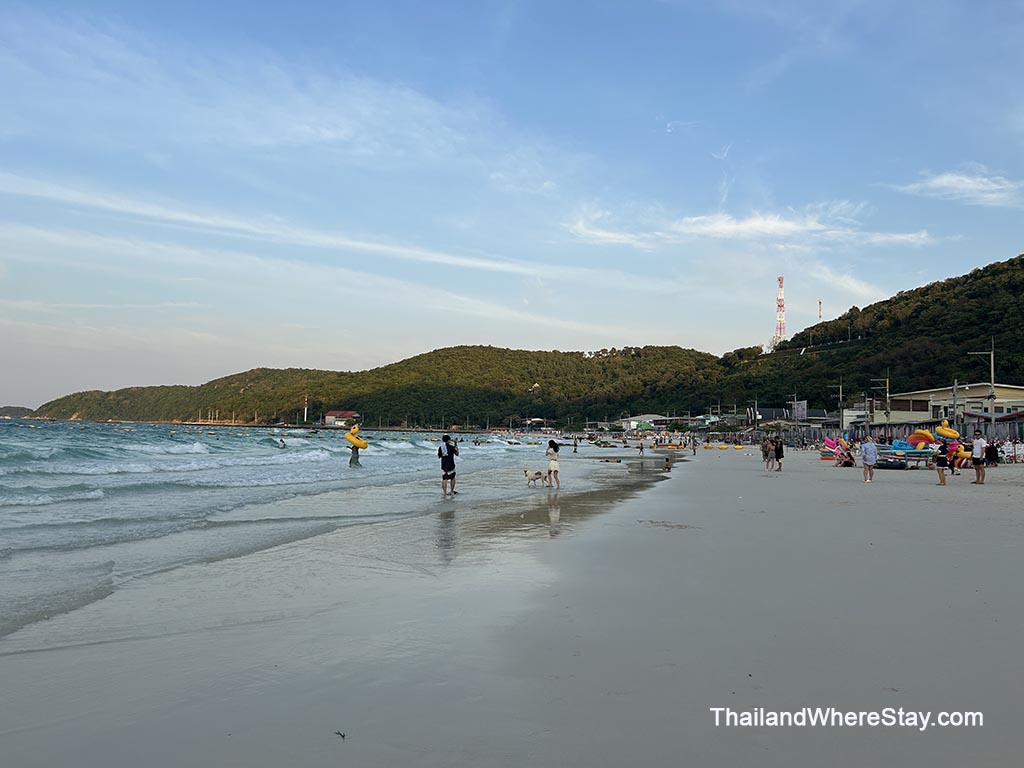Tawaen Beach Koh Larn