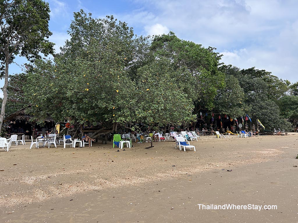 Ao Nam Mao Beach