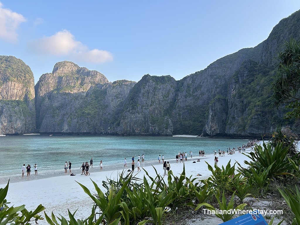 Maya Bay Phi Phi Leh