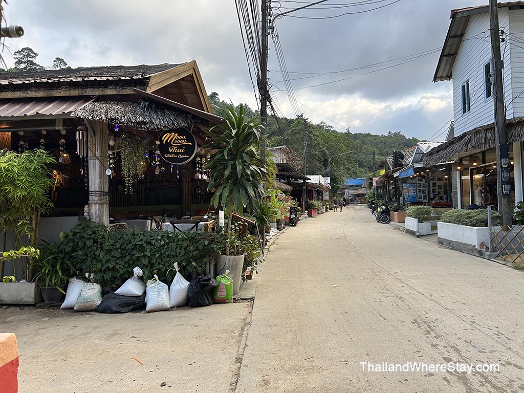 Thong Nai Pan Noi Village