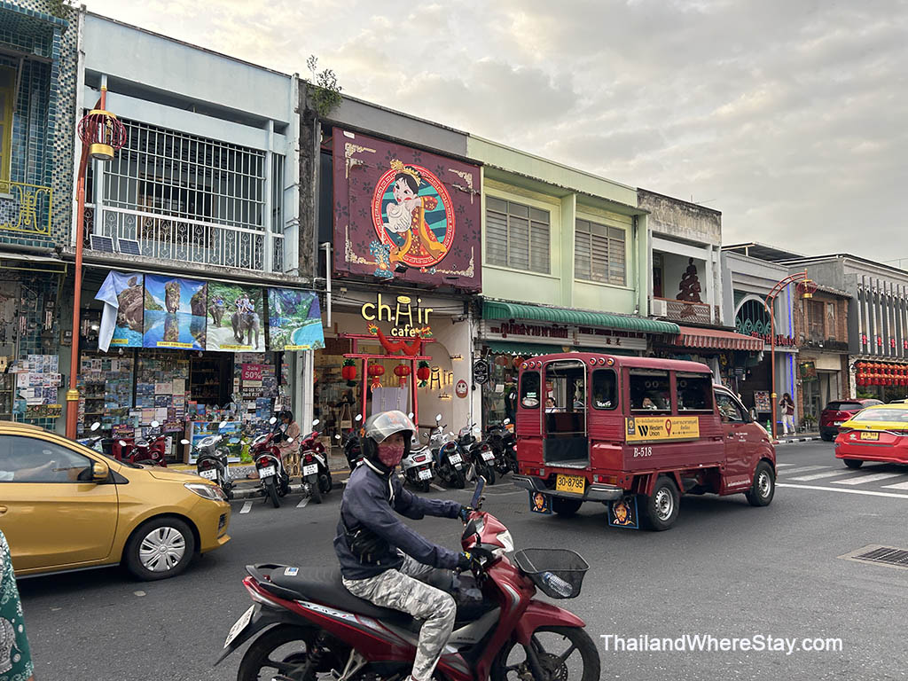 Traffic Old Phuket Town