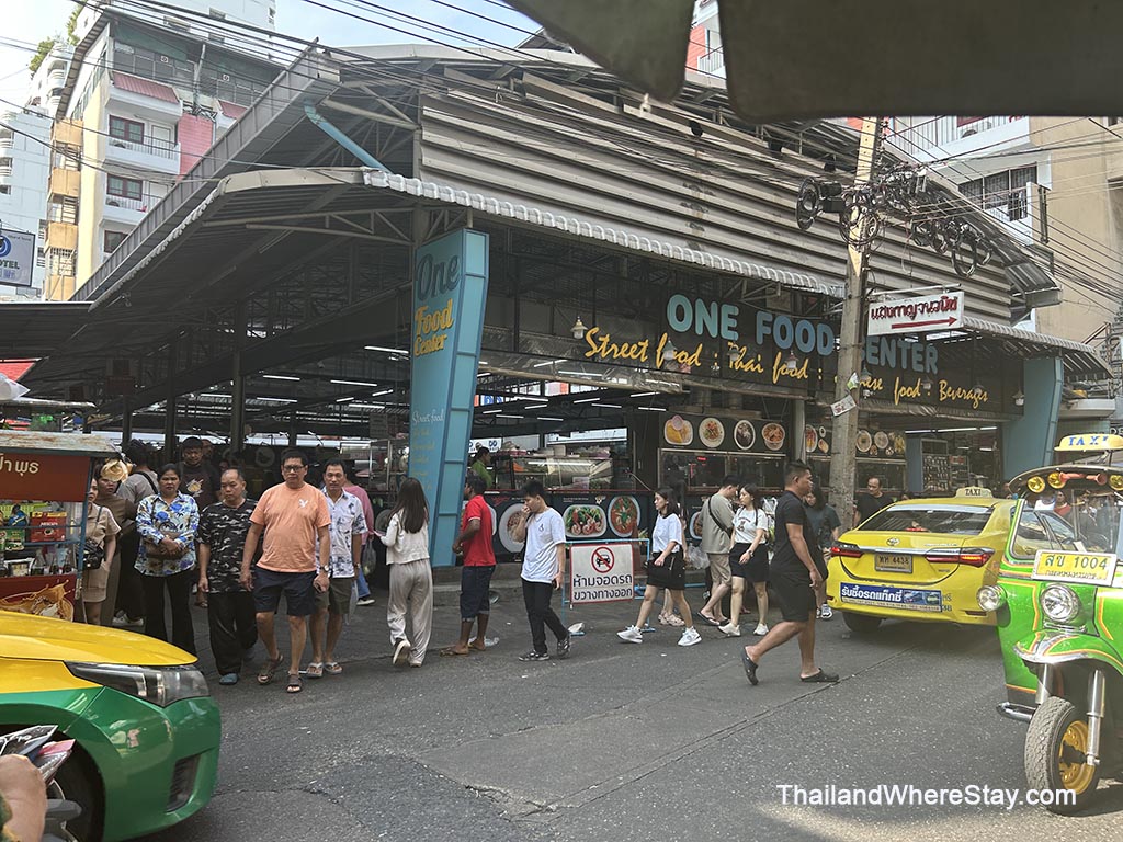 Restaurant in Pratunam
