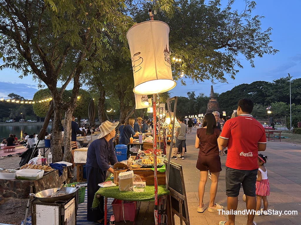 Night market Sukhothai