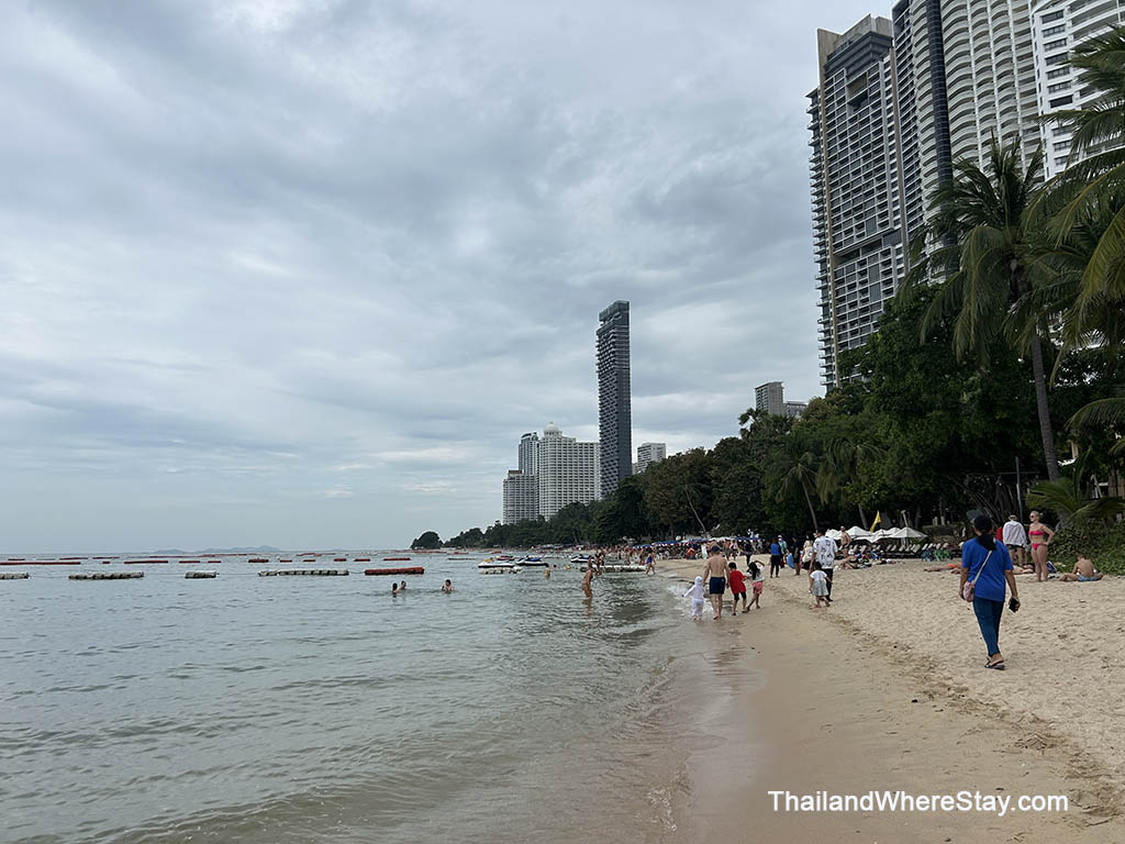 Chiang Mai vs Pattaya