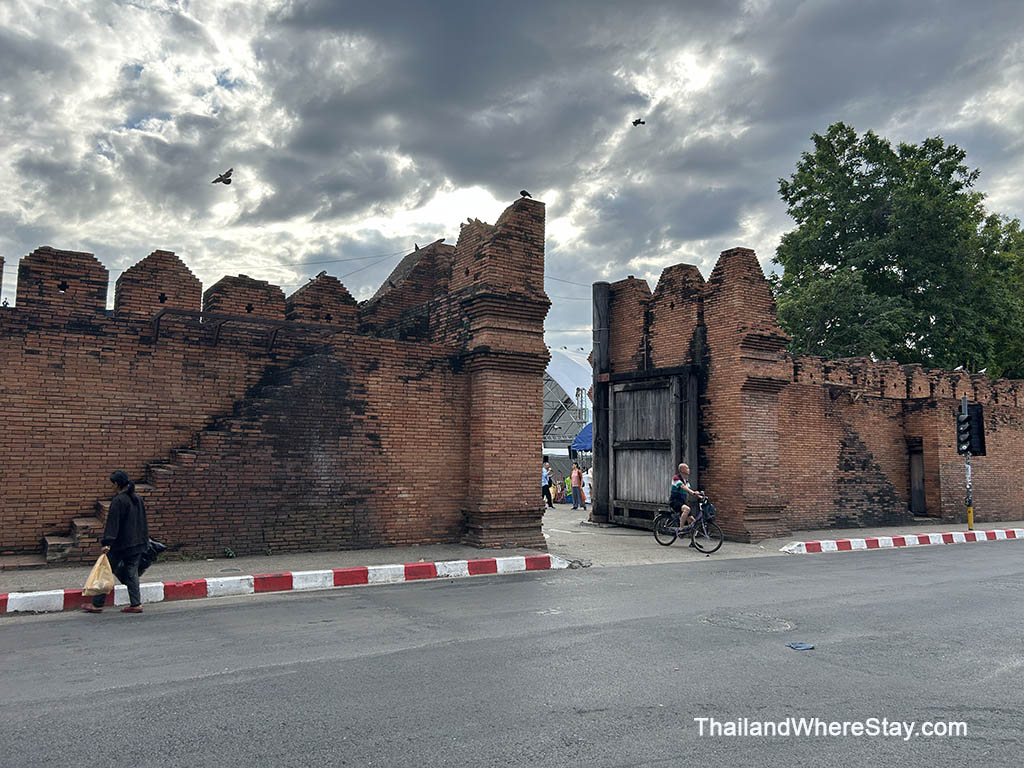 City Wall Chiang Mai