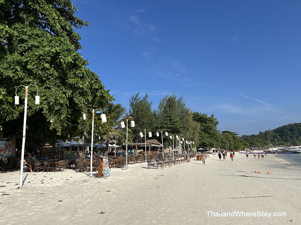 Resstaurant in Pattaya Beach Koh Lipe