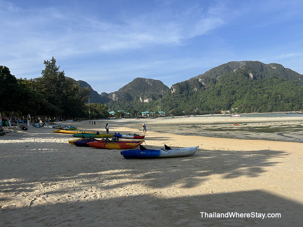 Loh Dalum Beach morning