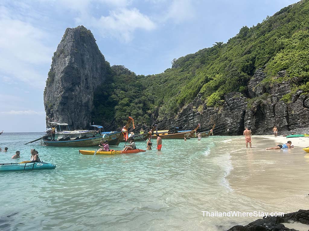 Nui Beach Koh Phi Phi Don