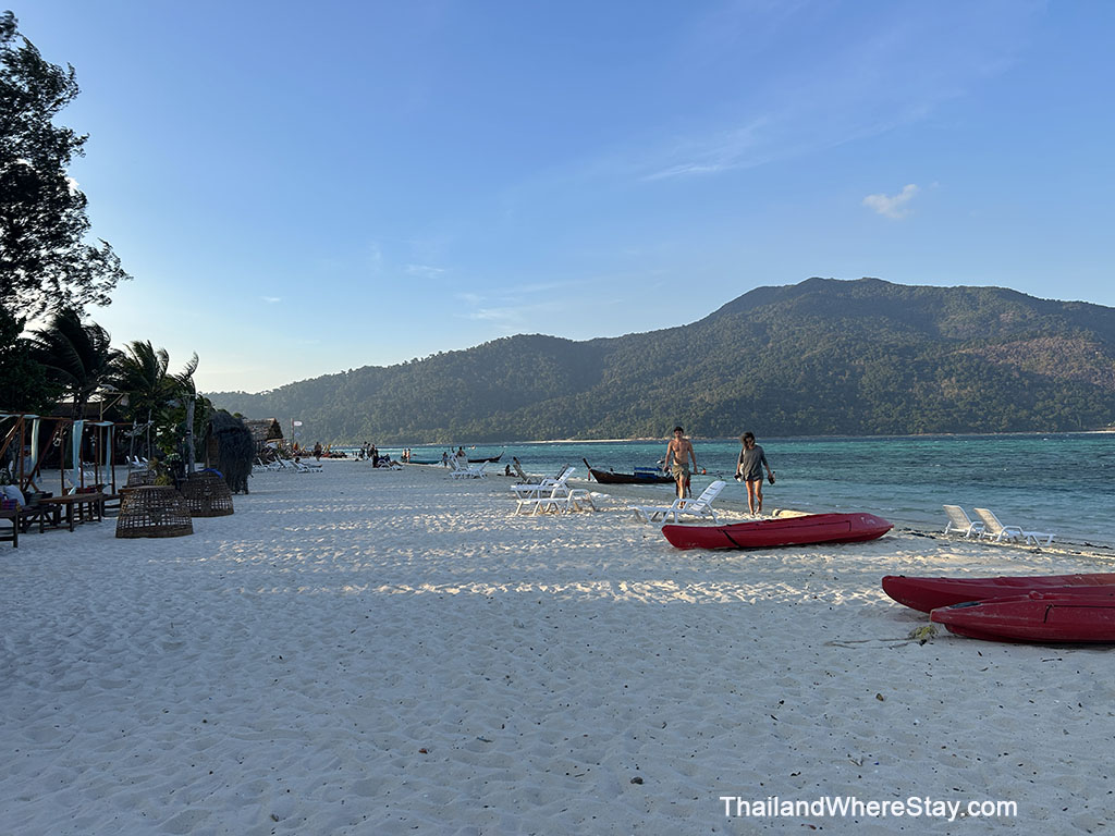 Sunrise Beach Koh Lipe