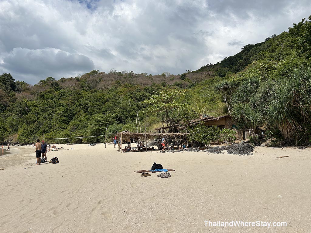 Beach Bar Ao Nui Bay