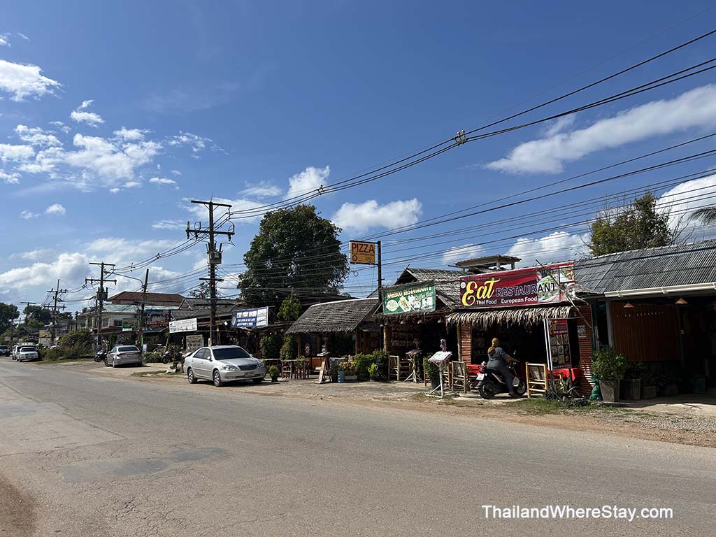 Main Road Klong Khong